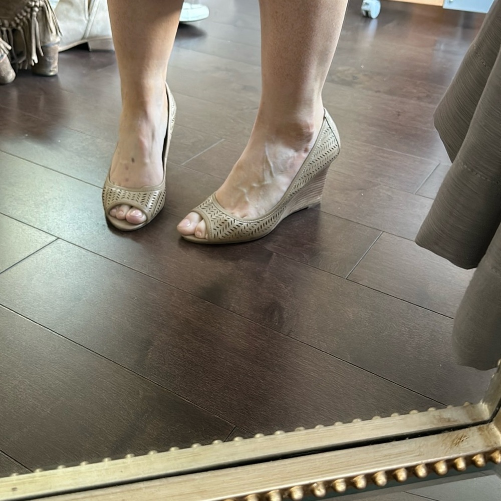 Slightly worn Franco Sarto nude peep toe heels